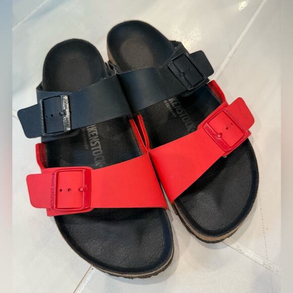 Birkenstock Men’s Arizona Split 2 Strap Sandal Size 41 8 - 8.5 Red Black Classic - Picture 3 of 9